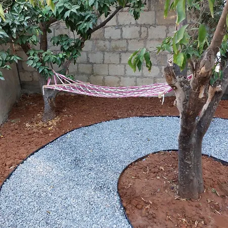 Bed & Breakfast Secret Garden No:01 *