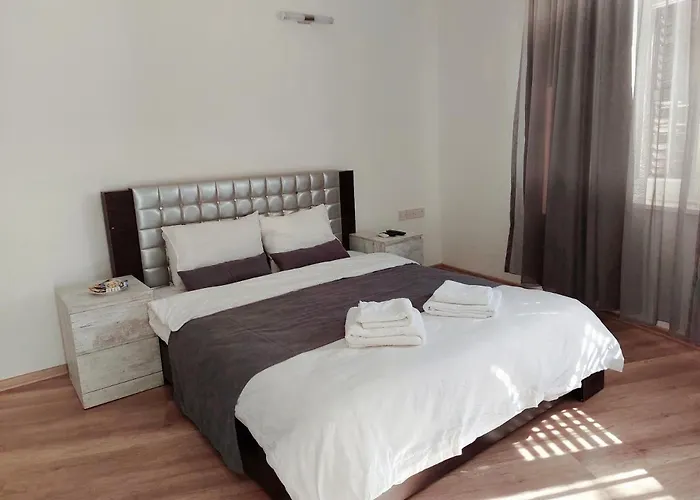 B&B Secret Garden No:01